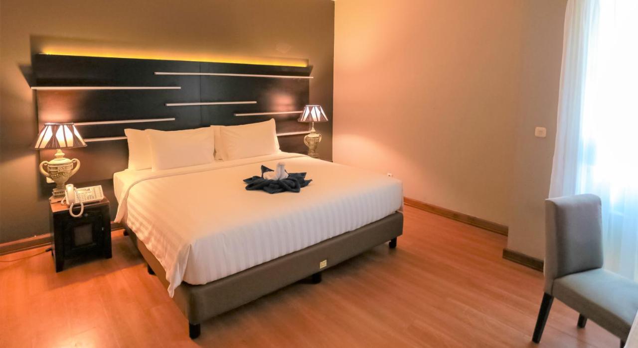 Madina Inn Yogyakarta Kültér fotó