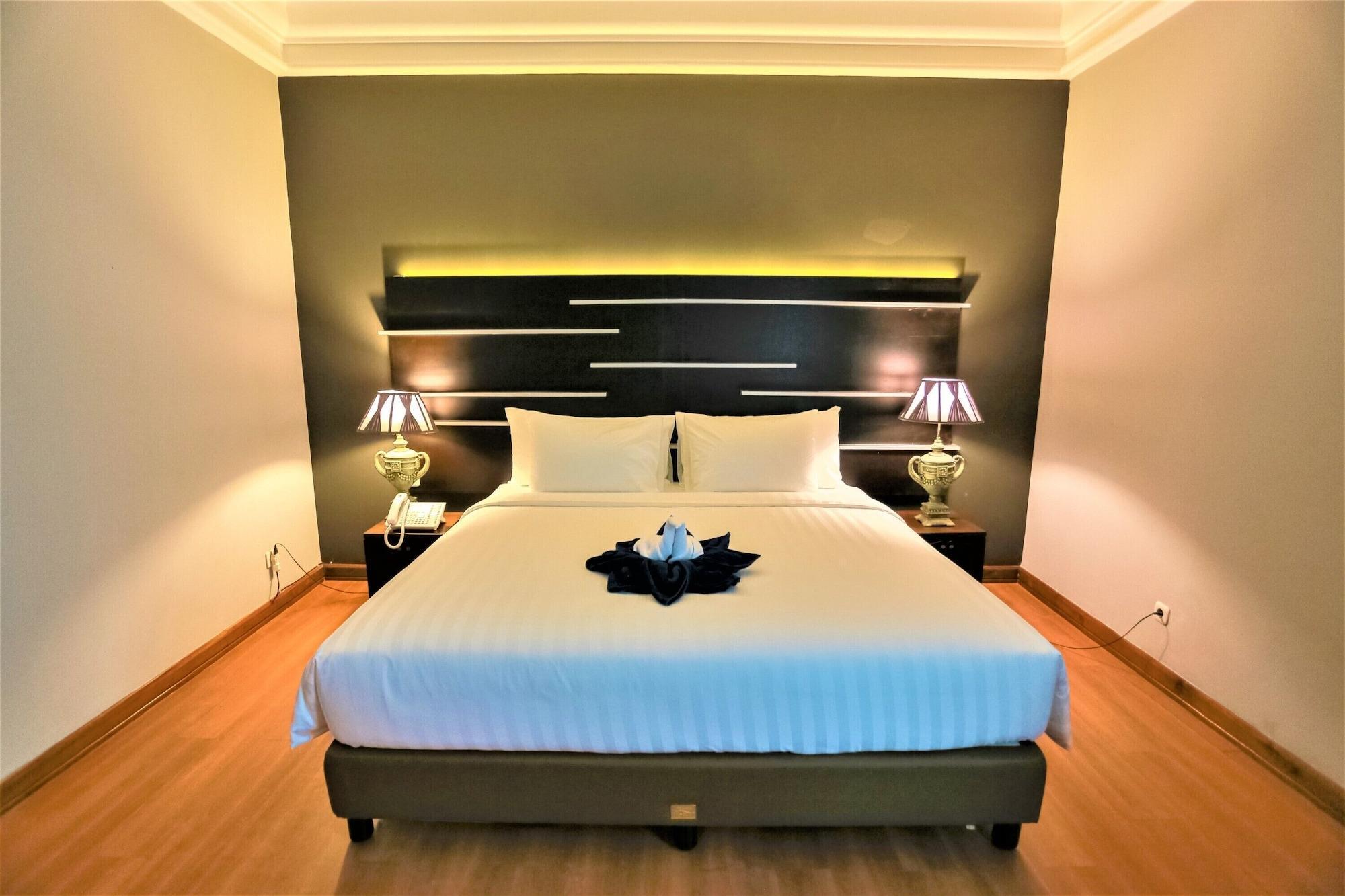 Madina Inn Yogyakarta Kültér fotó