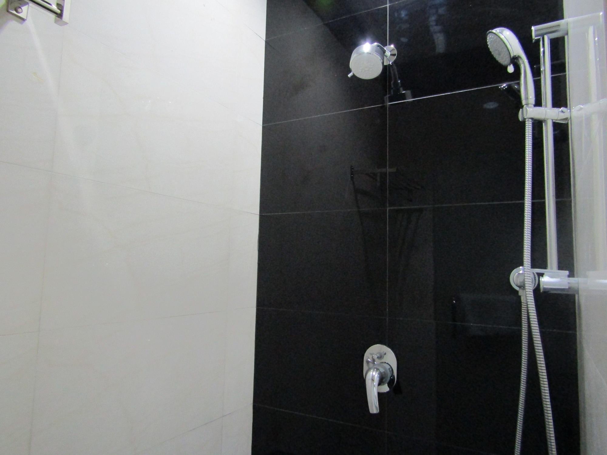 Madina Inn Yogyakarta Kültér fotó